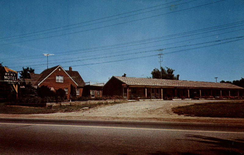 Best Motel - Postcard (newer photo)